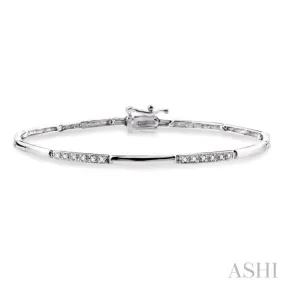 1/4 Ctw Single Cut Diamond Bracelet in 10K White Gold