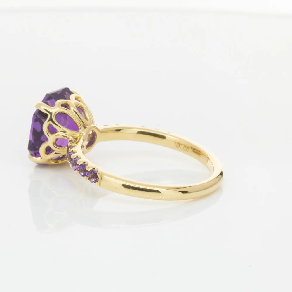 18ct Yellow Gold 3.95ct Amethyst Ring