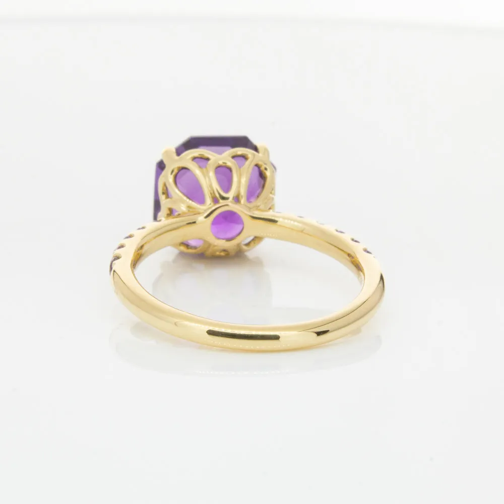 18ct Yellow Gold 3.95ct Amethyst Ring