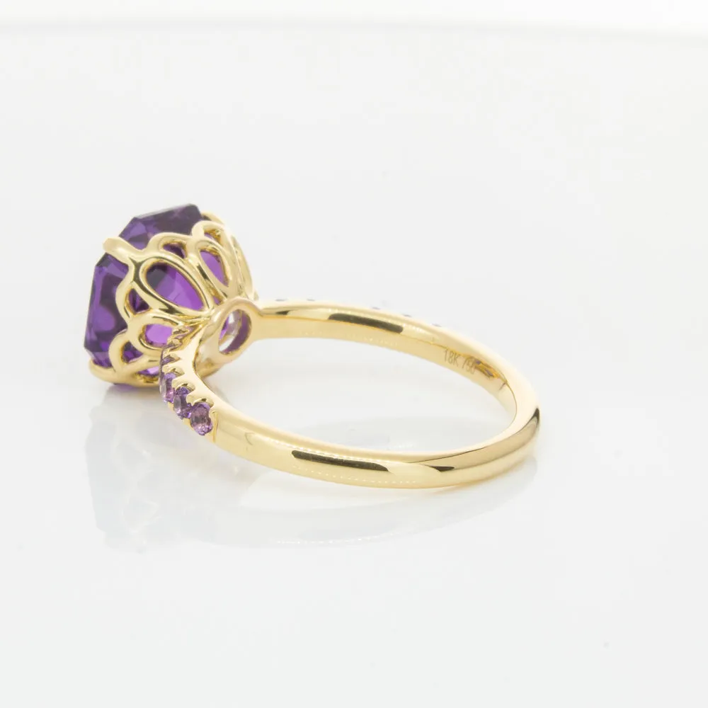 18ct Yellow Gold 3.95ct Amethyst Ring