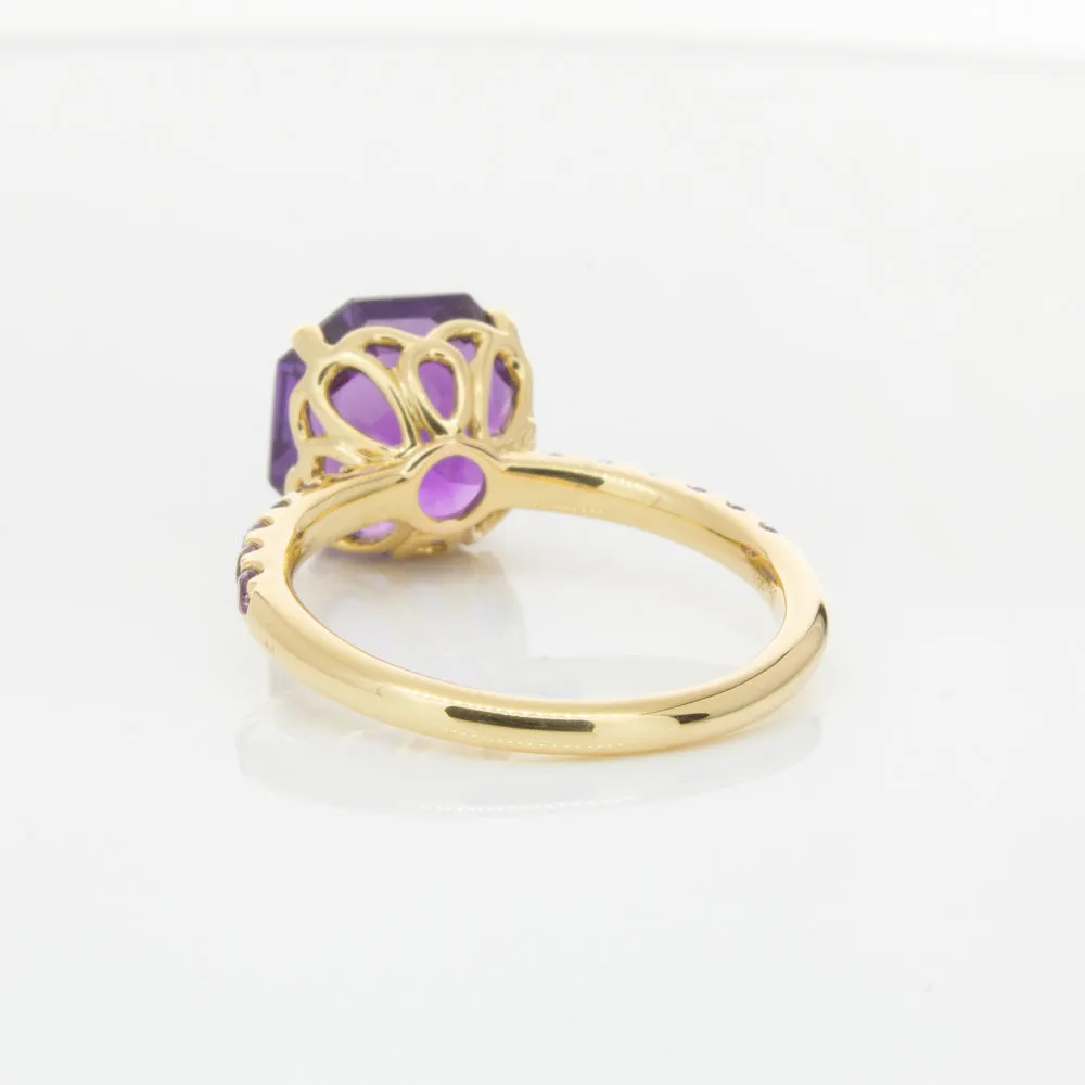 18ct Yellow Gold 3.95ct Amethyst Ring