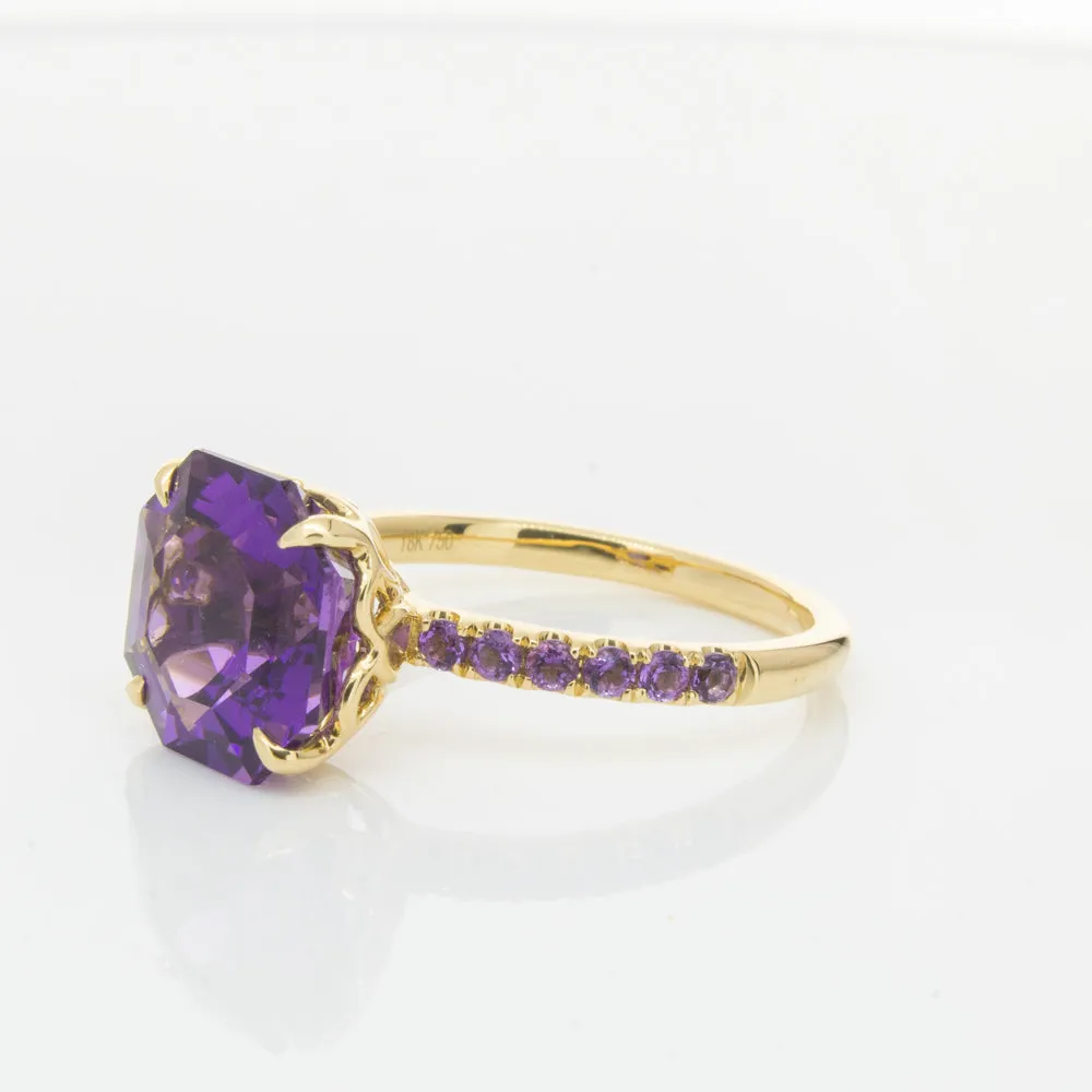 18ct Yellow Gold 3.95ct Amethyst Ring