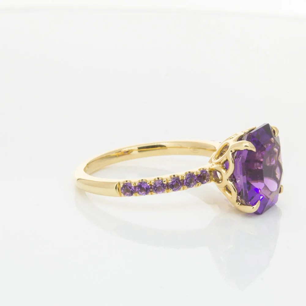 18ct Yellow Gold 3.95ct Amethyst Ring
