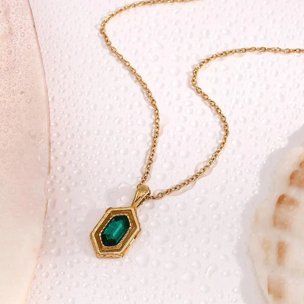 18K Gold Emerald Pendant Necklace – Hexagonal Gemstone Jewellery for Women