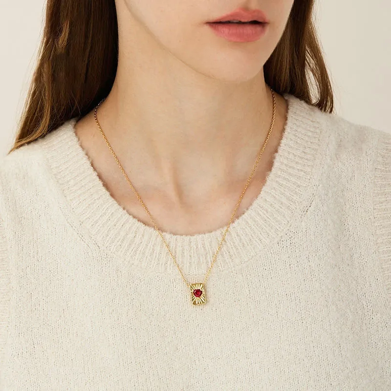 18K Gold Red Heart-shaped Necklace
