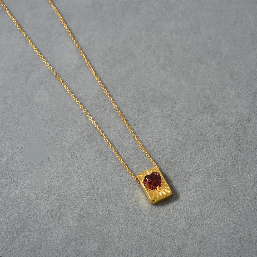 18K Gold Red Heart-shaped Necklace