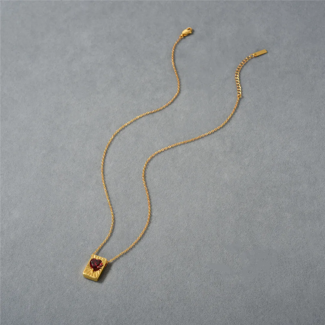 18K Gold Red Heart-shaped Necklace