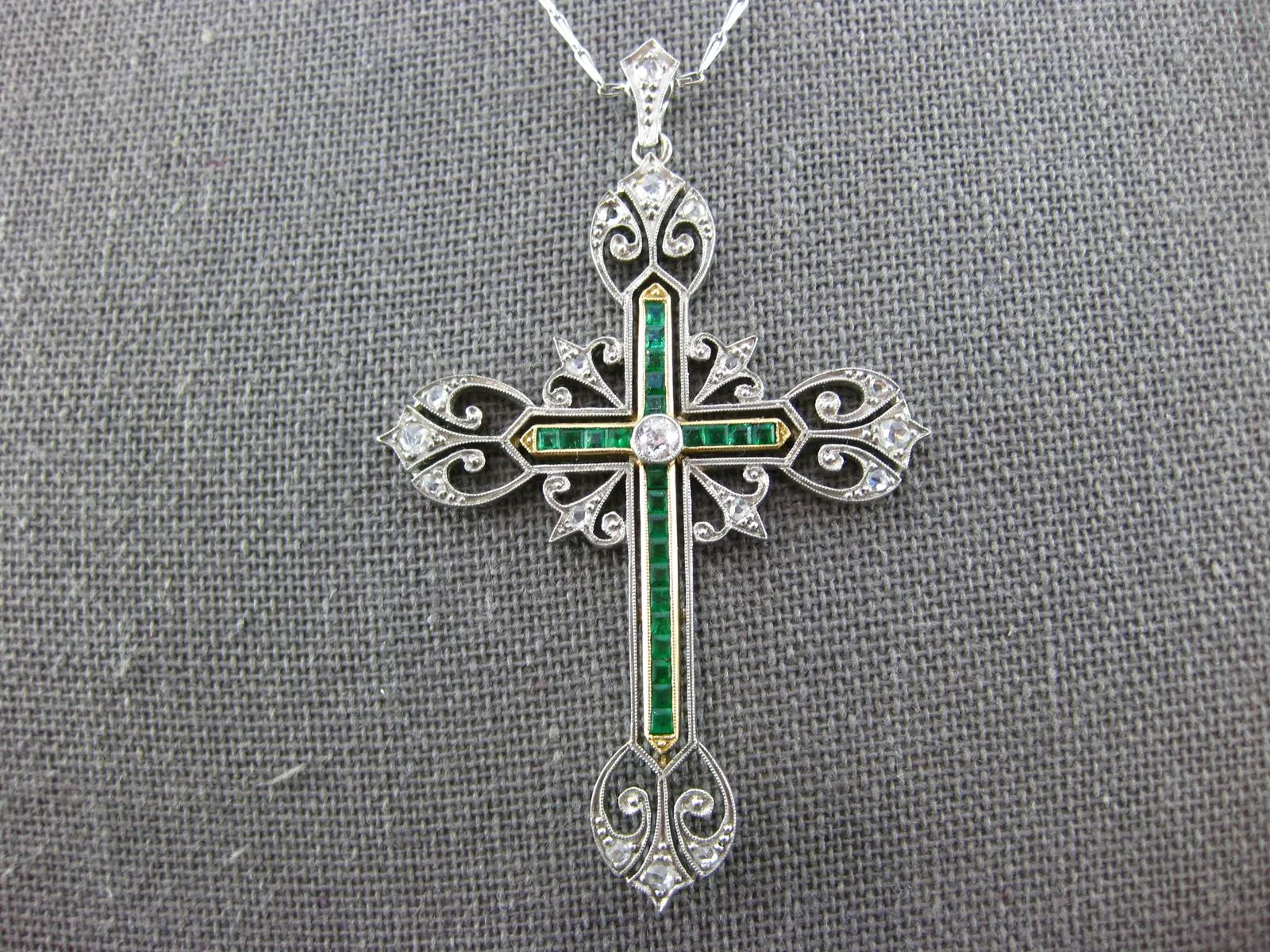 ANTIQUE LARGE 1.5CT ROSE CUT &OLD MINE DIAMOND & EMERALD 14K WHITE GOLD NECKLACE