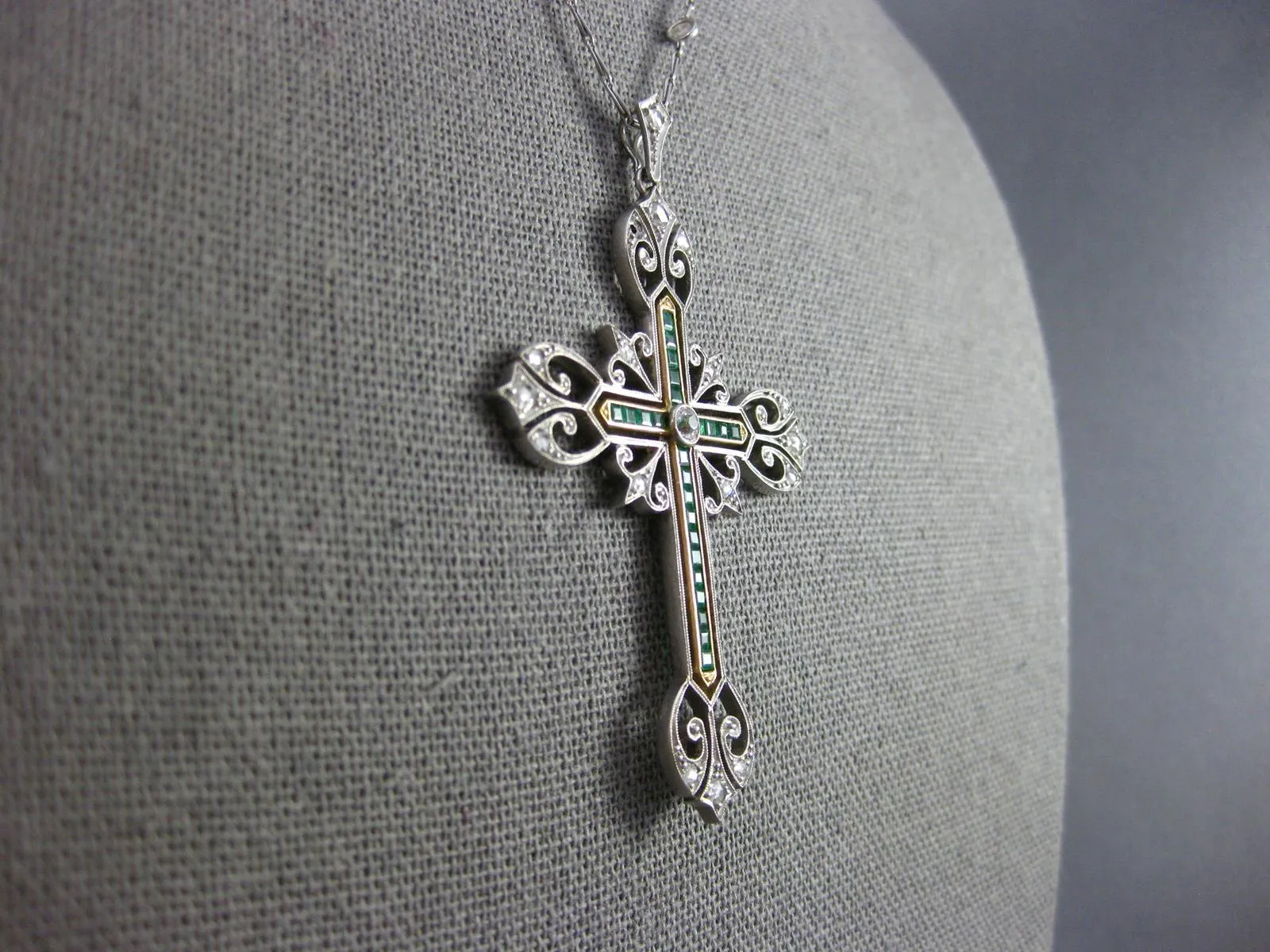 ANTIQUE LARGE 1.5CT ROSE CUT &OLD MINE DIAMOND & EMERALD 14K WHITE GOLD NECKLACE