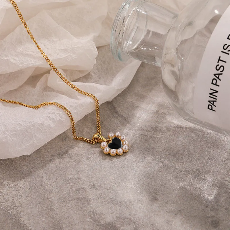 Black Heart Necklace