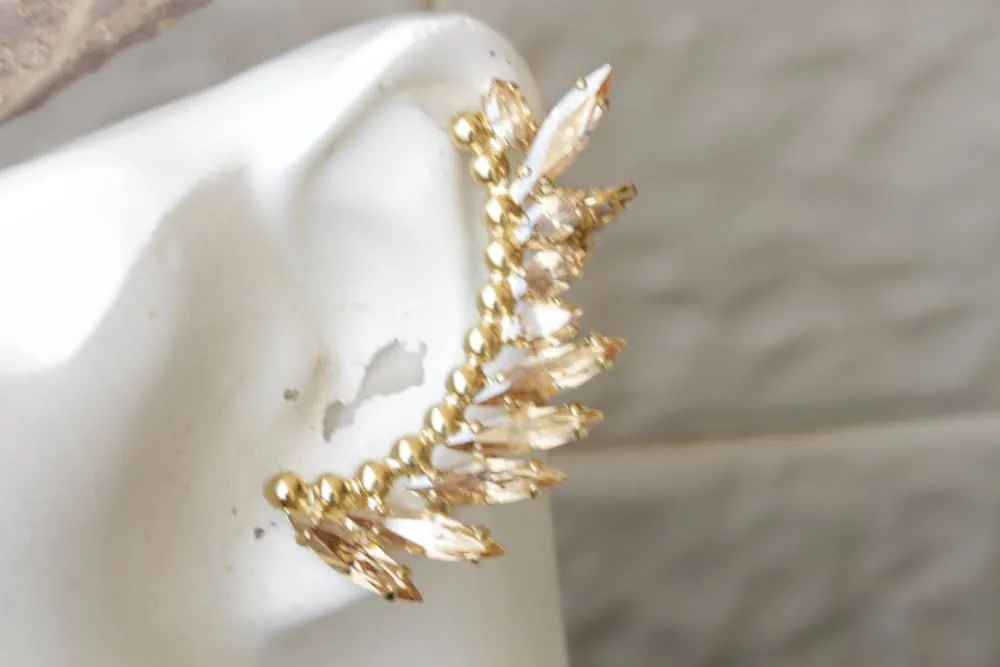 CHAMPAGNE BRIDAL STUDS