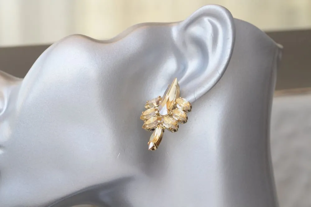 CHAMPAGNE BRIDAL STUDS
