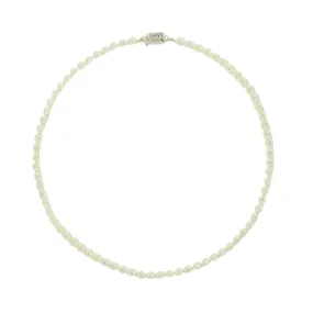 Classic pearl necklace