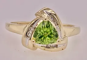 Estate 10K Peridot Ring