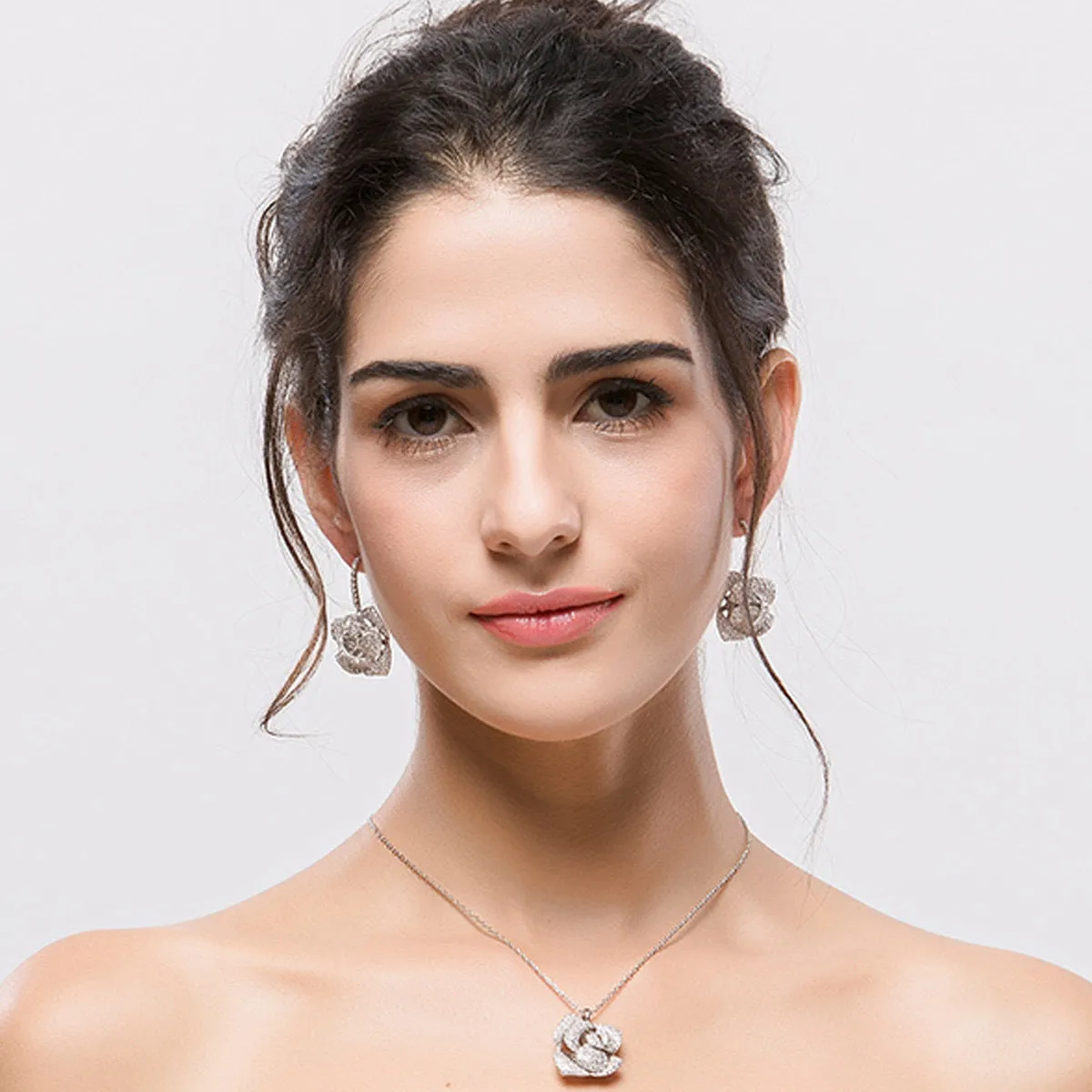 Girl's Rose Pendant Necklace,Flower Women's Jewelry Accessories Wholesale X 2PCS