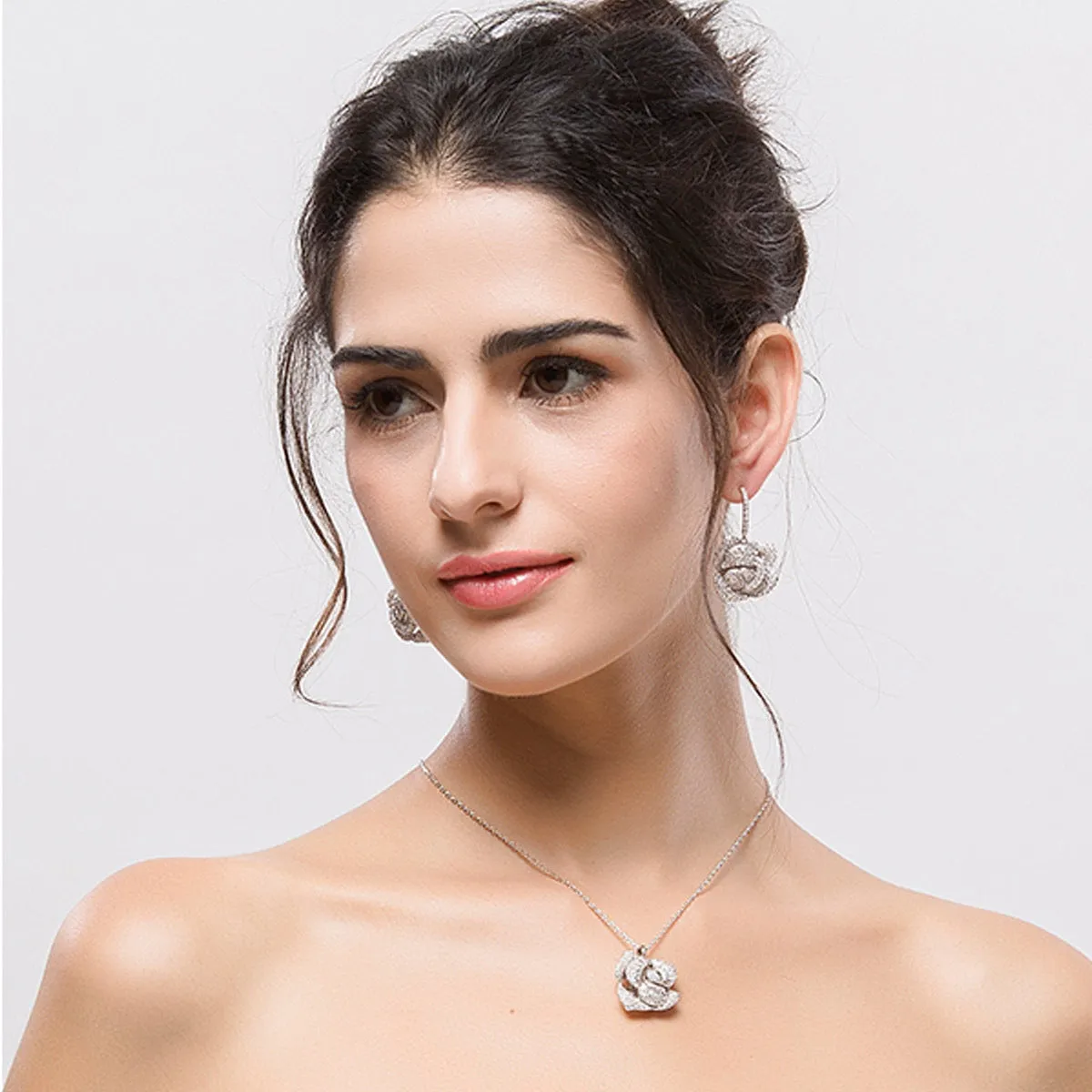 Girl's Rose Pendant Necklace,Flower Women's Jewelry Accessories Wholesale X 2PCS