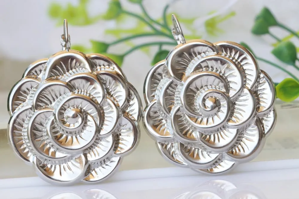GOLD PLATED EARRINGS