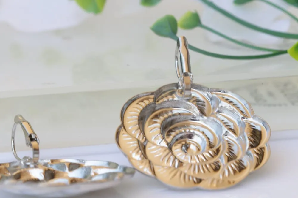 GOLD PLATED EARRINGS