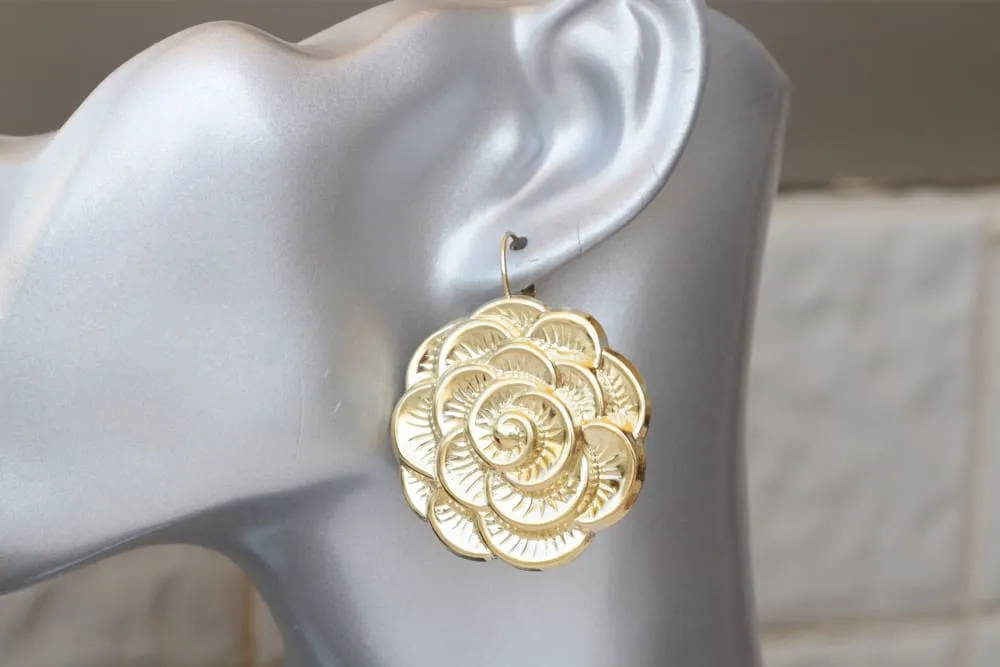 GOLD PLATED EARRINGS