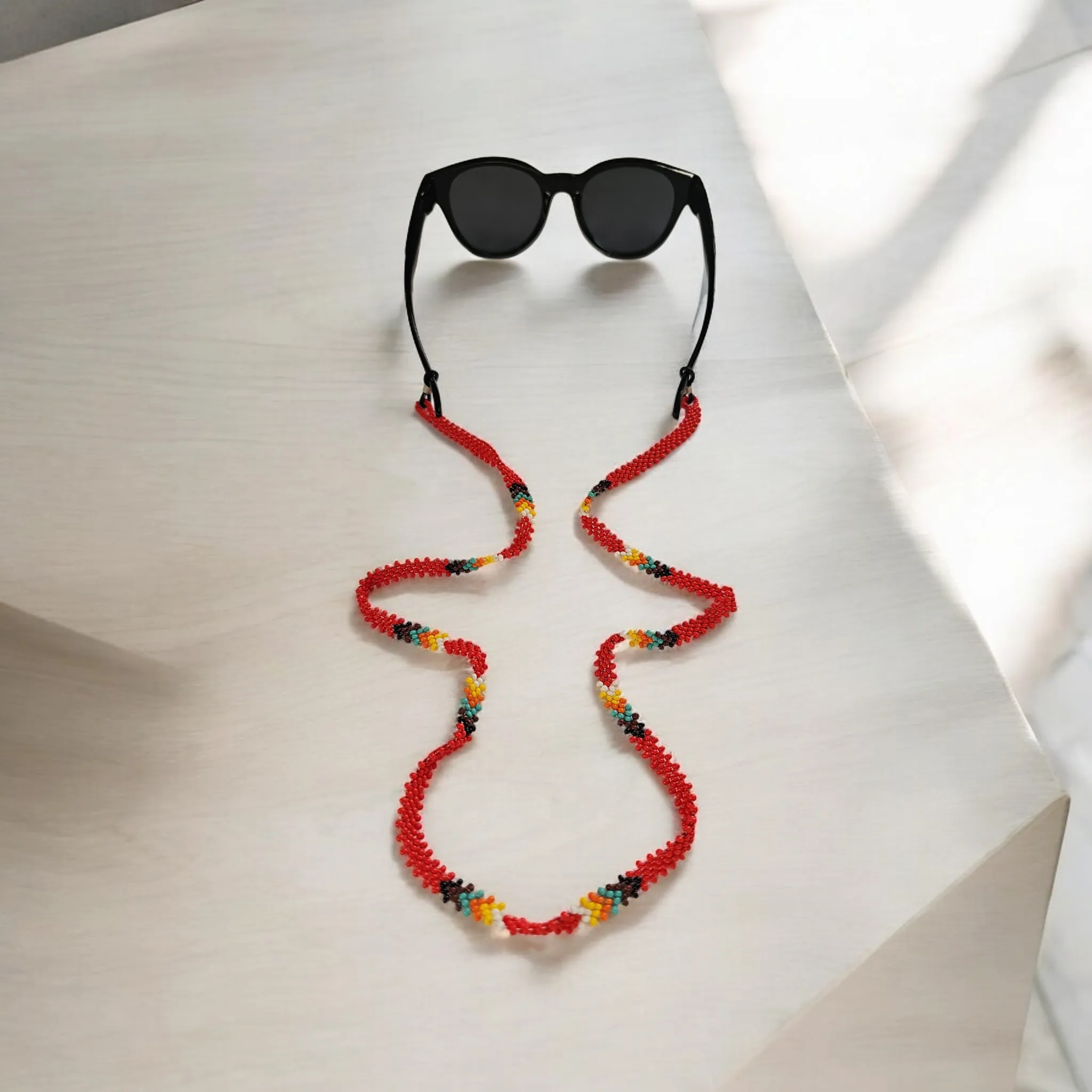 Handmade glasses  chain ( red )