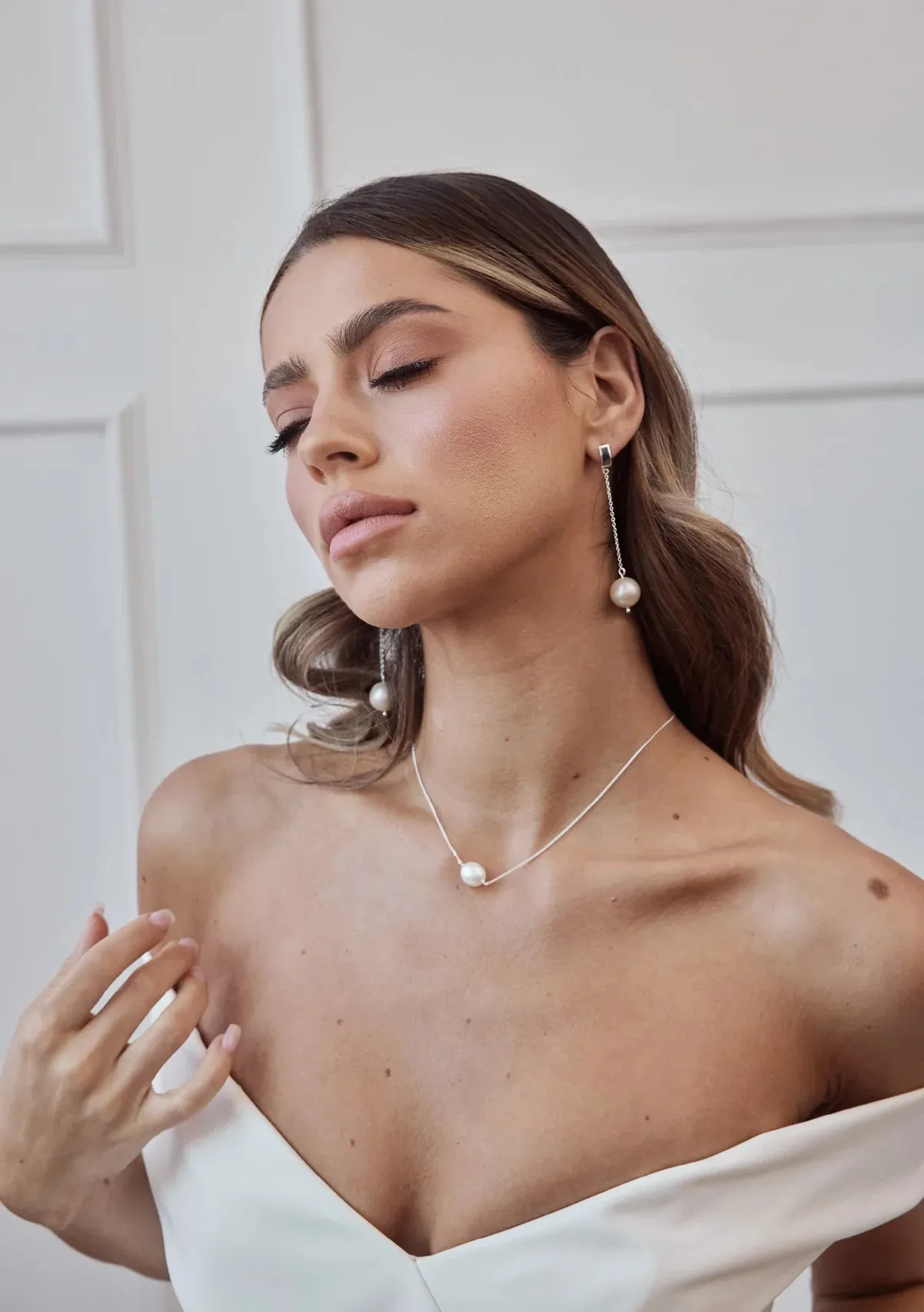 Lola Knight - Clara - Pearl Necklace - Silver
