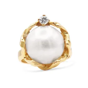 Mabe Pearl & Diamond Ring - 18ct Yellow Gold