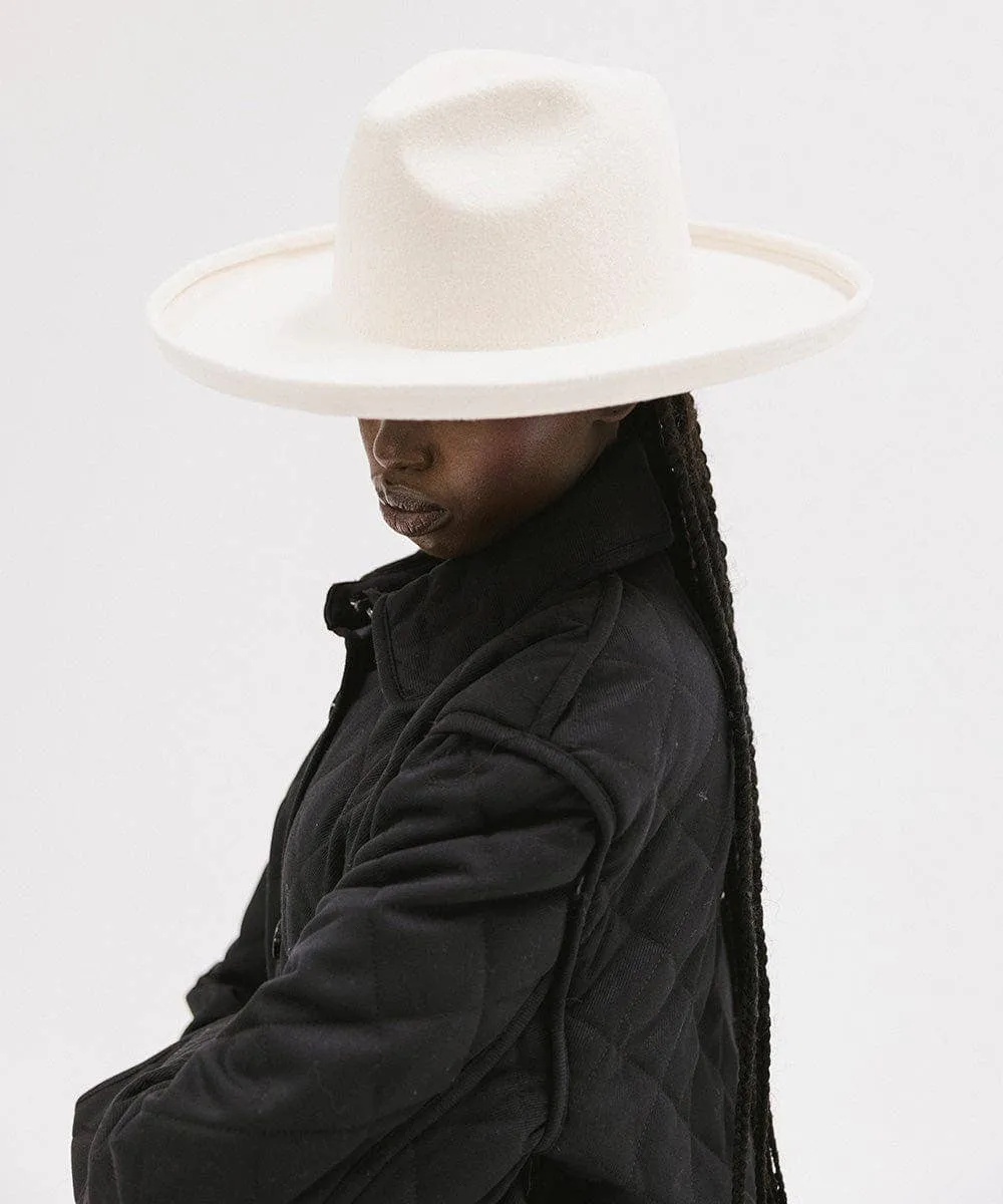 Maude Pencil Brim: Size S/M 57 / Off White