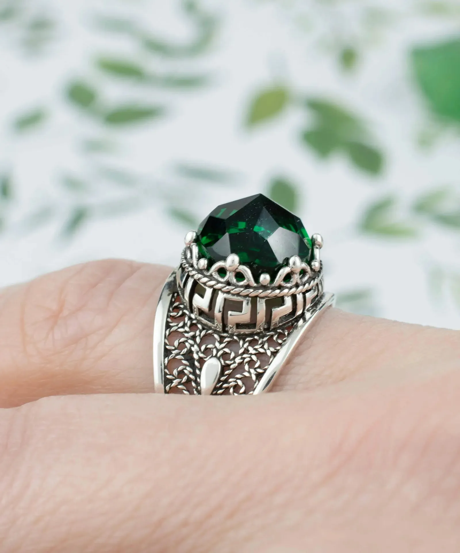 Meander Pattern Filigree Silver Ring with Peridot - Elegant Cocktail Piece, Vibrant Peridot Gemstone, Elegant Gift Choice