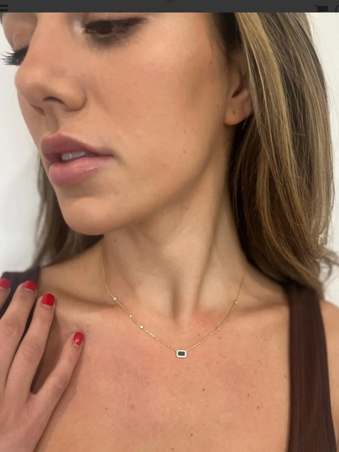 Nora Emerald Necklace