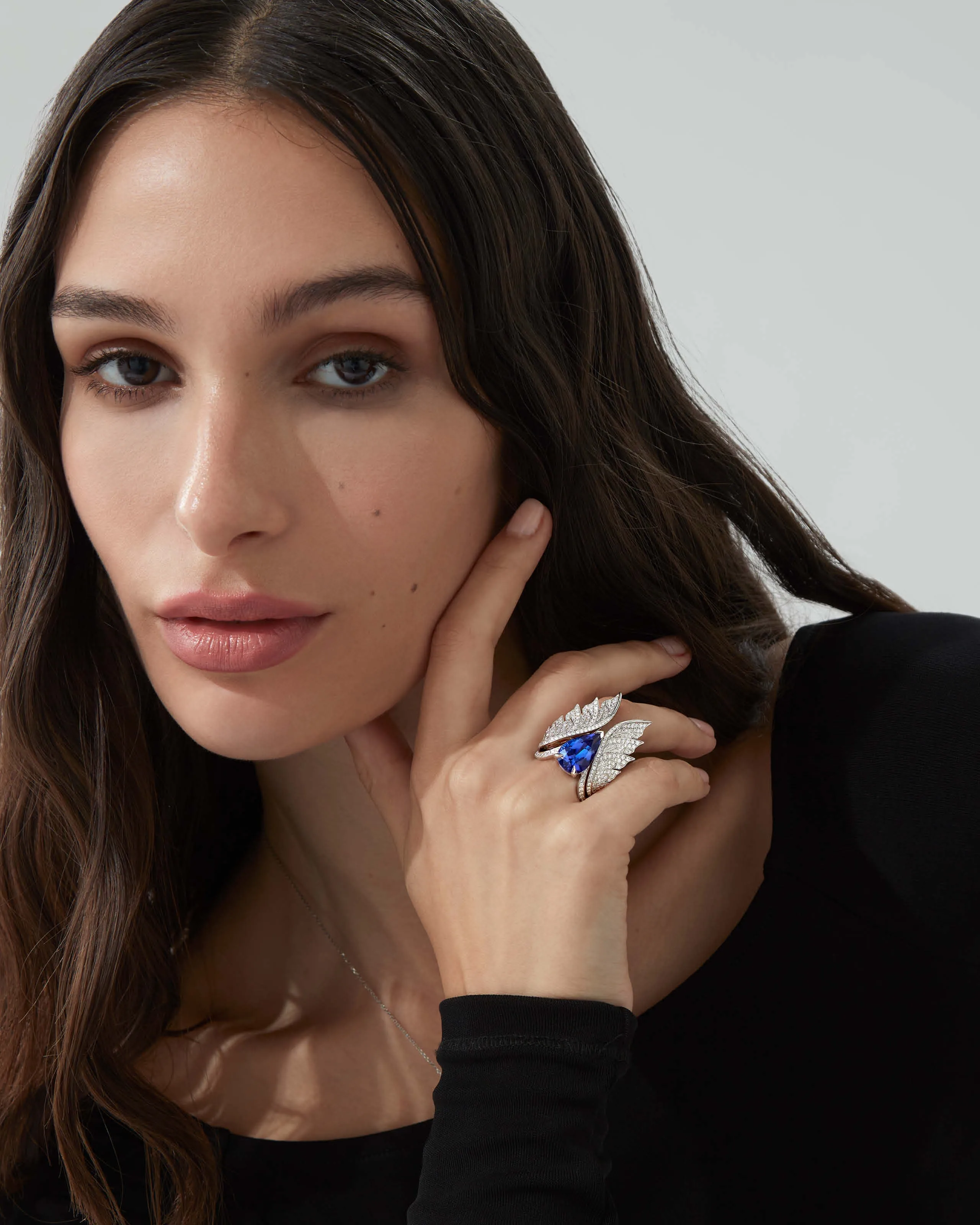 Open Tail Feather Ring