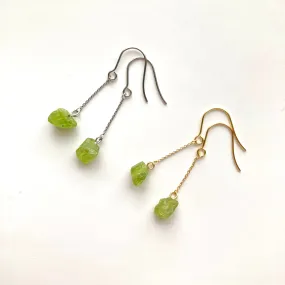 Peridot Chain Pierces / Earrings (SILVER)