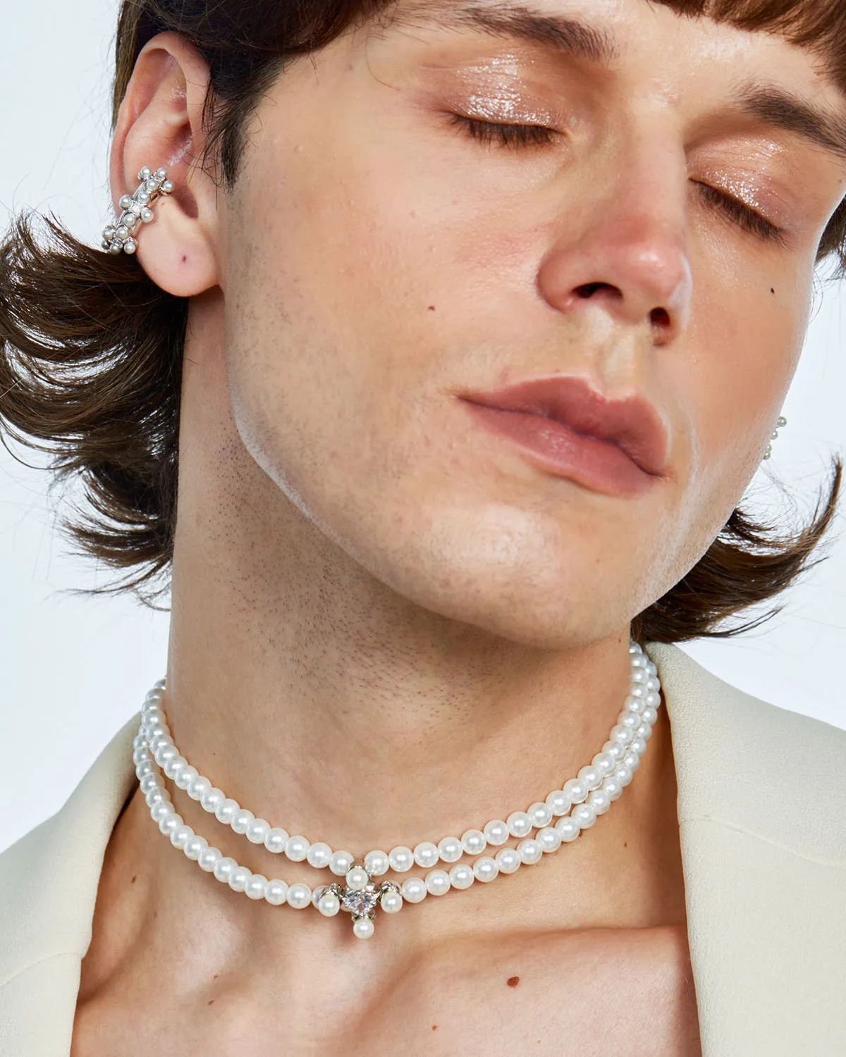 RADIANCE Shell Pearl Choker