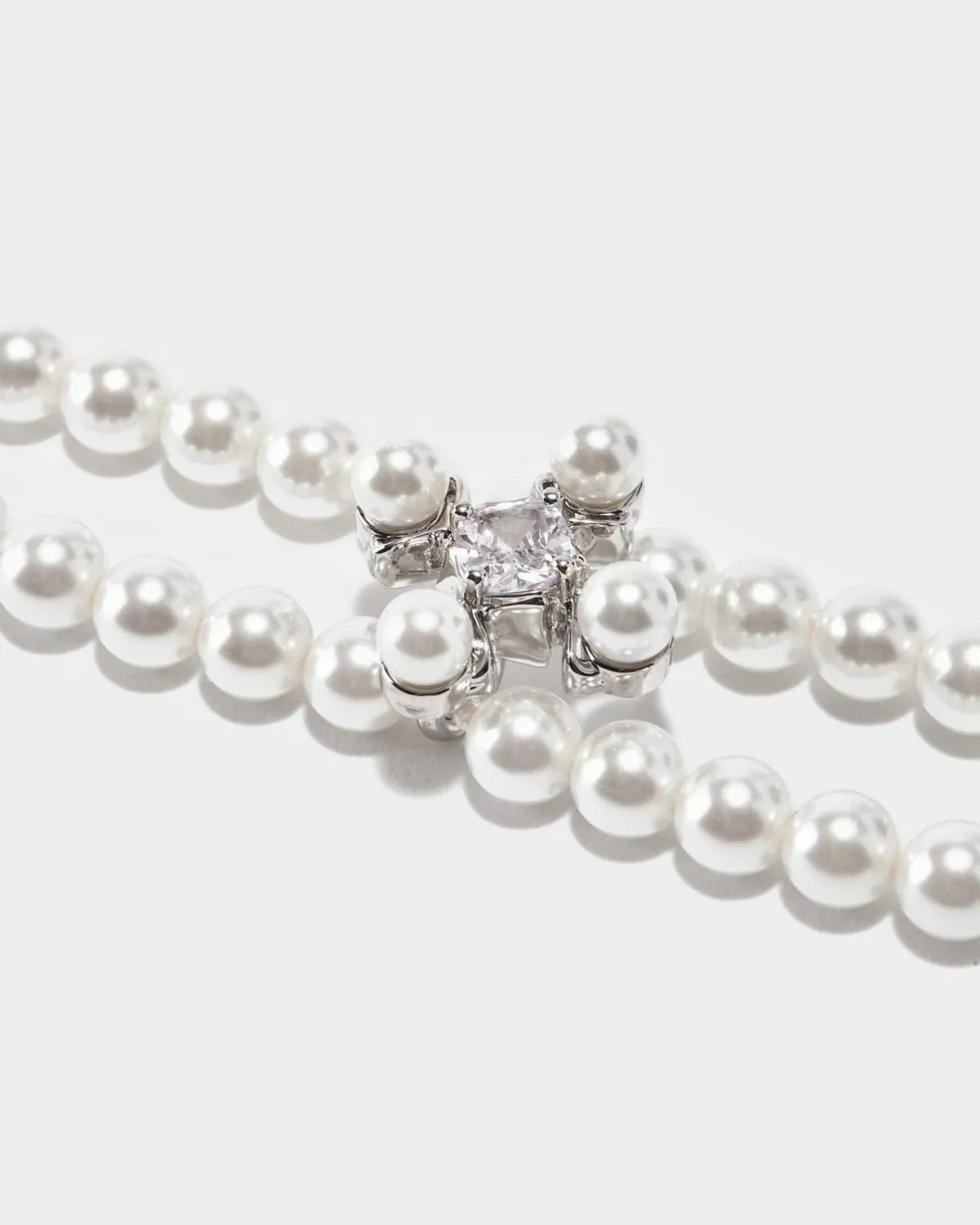 RADIANCE Shell Pearl Choker