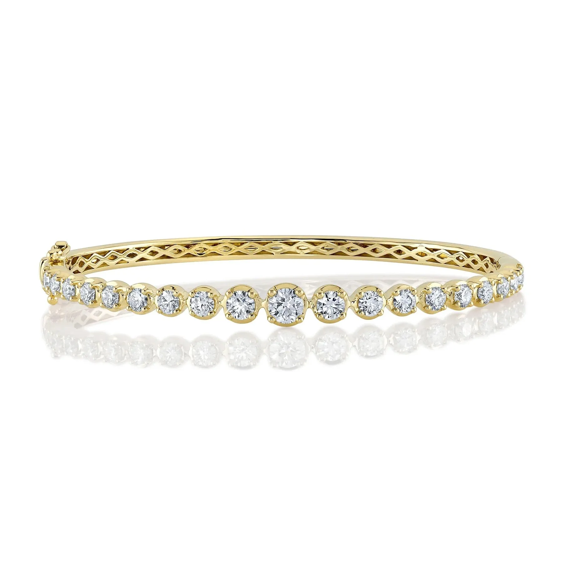 Shy Creation Crown Set Diamond Bangle