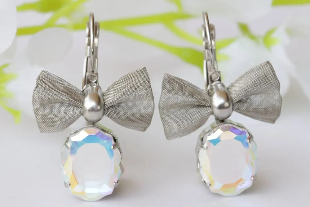 SILVER BOW EARRINGS