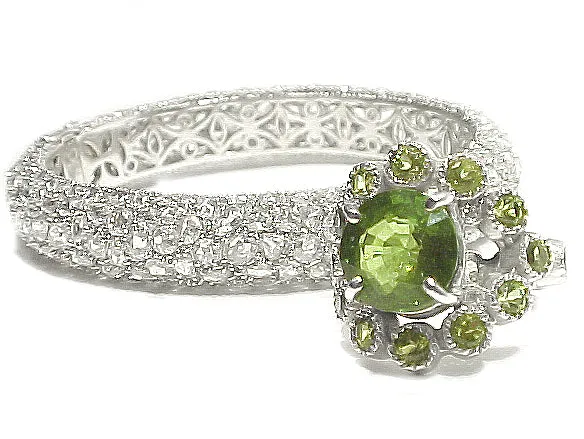 'Spring Flower' Peridot Cocktail Ring