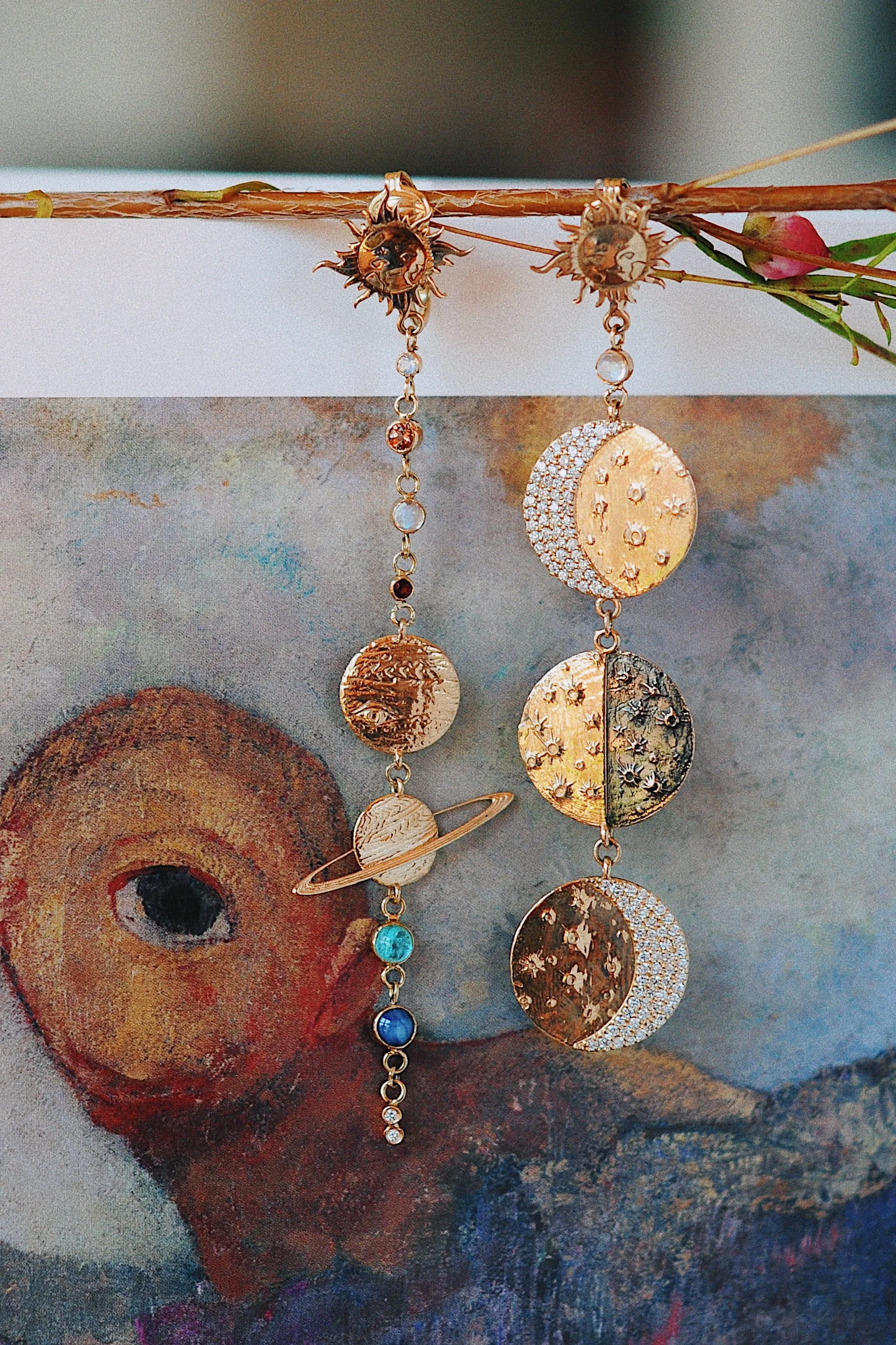 Supreme Moon Phase Earring