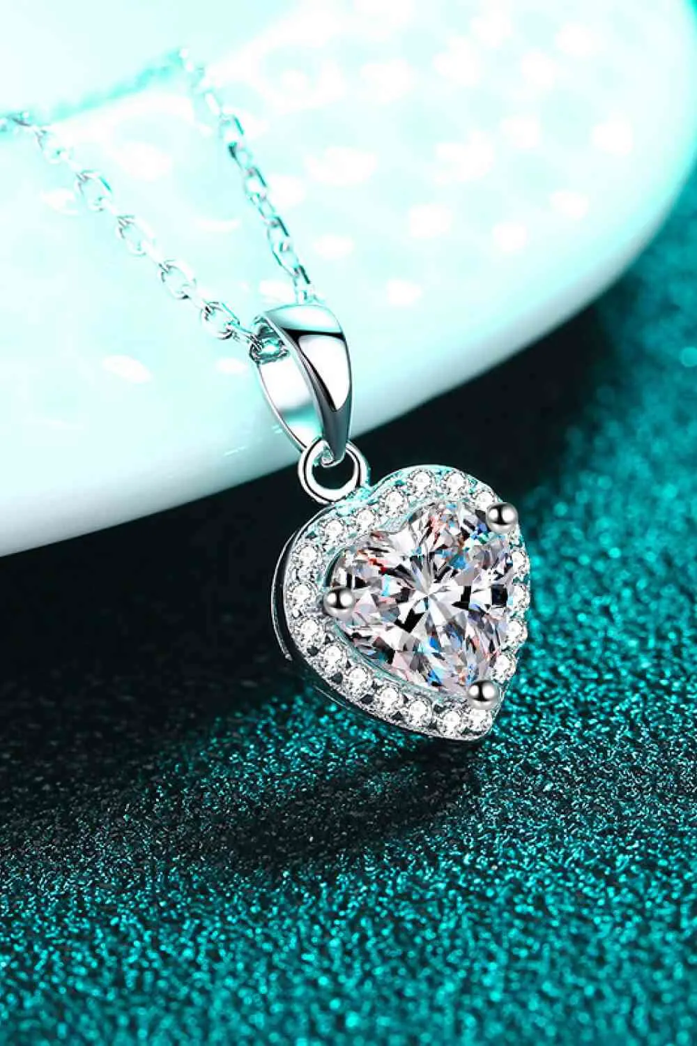 TEEK - Pretty Heart Chain Necklace