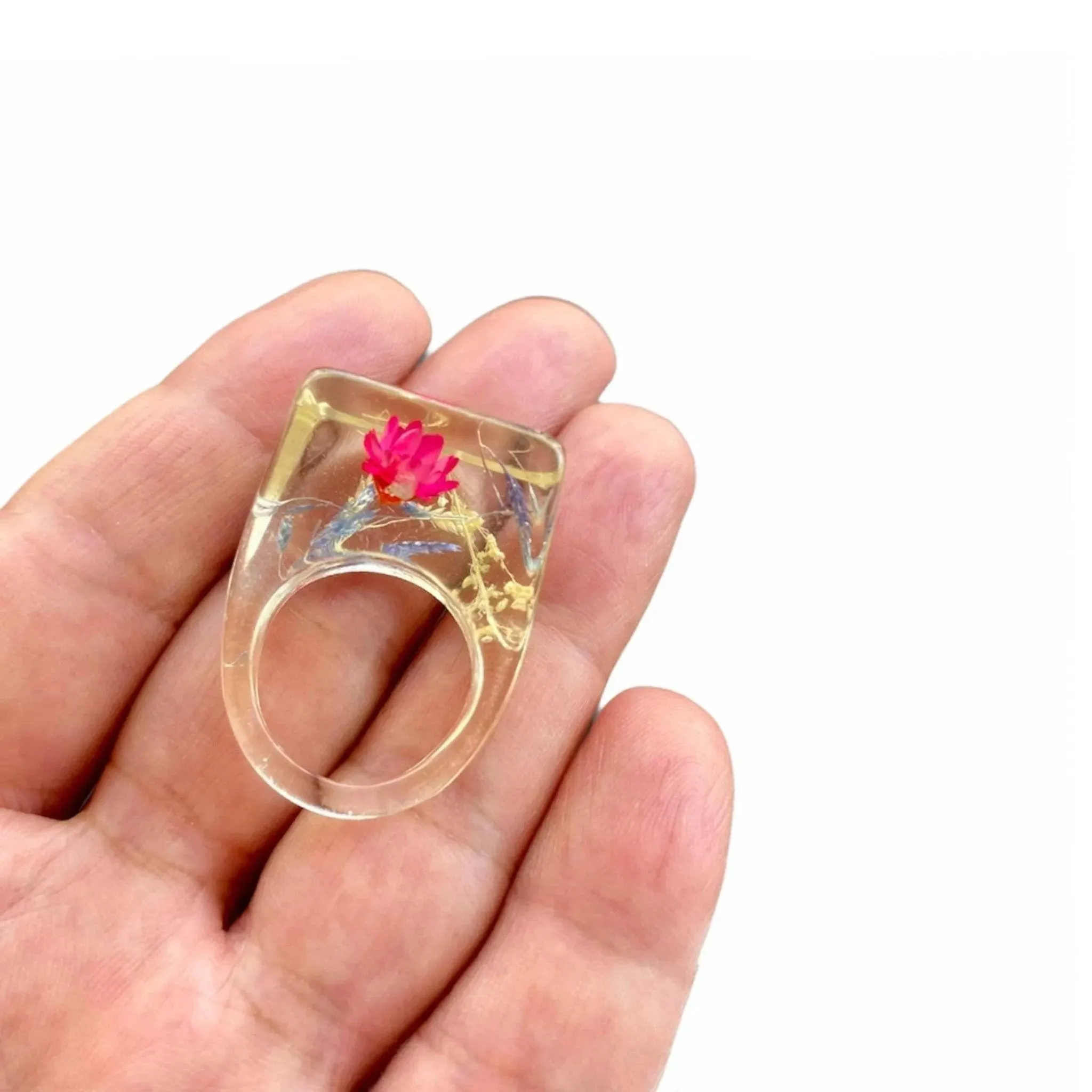 Vintage Lucite Ring Embedded Strawflower