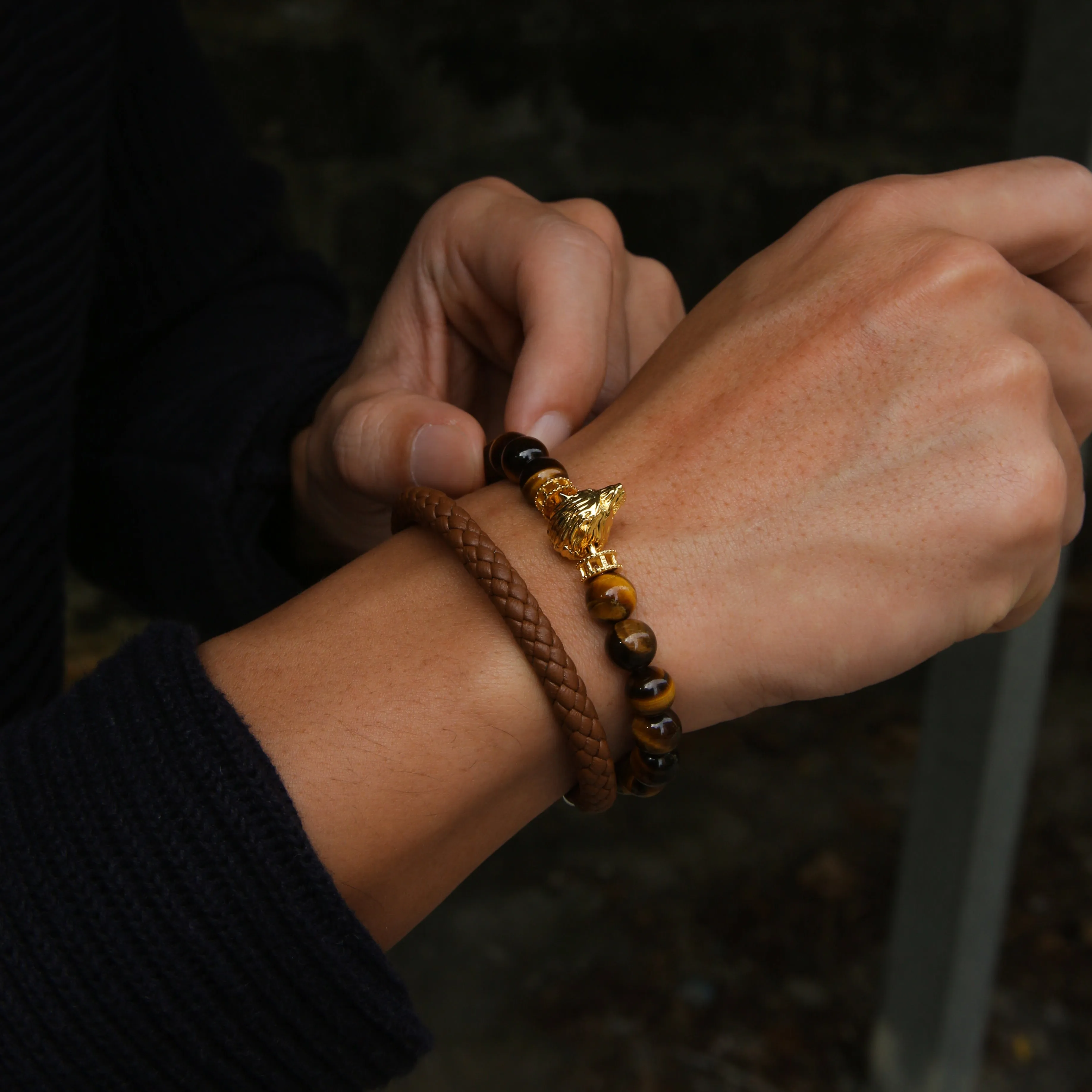Wolf Bracelet In Tiger Eye